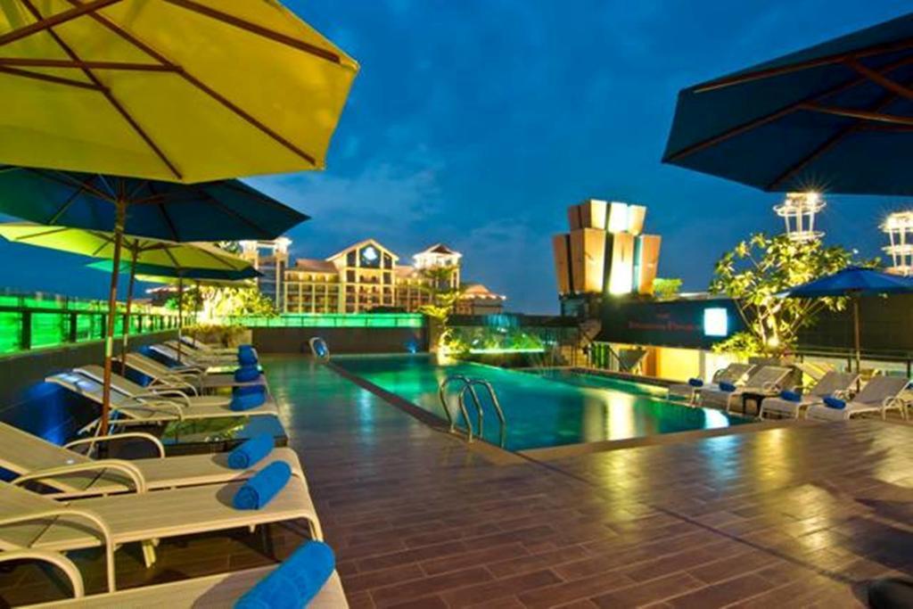 Rashmi'S Plaza Hotel Vientiane Exterior foto
